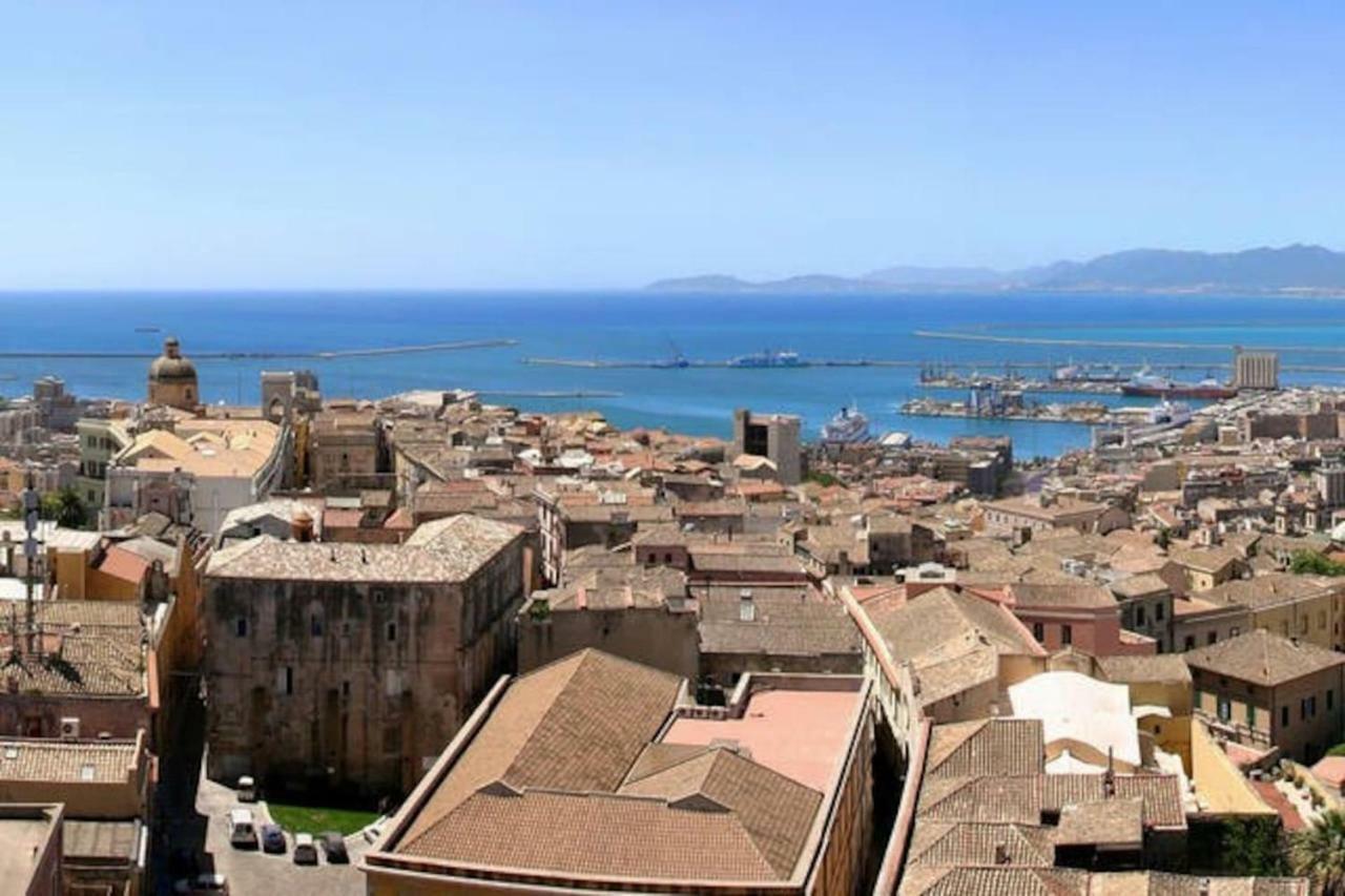 Kairos Disigiu - City Centre Cagliari Esterno foto