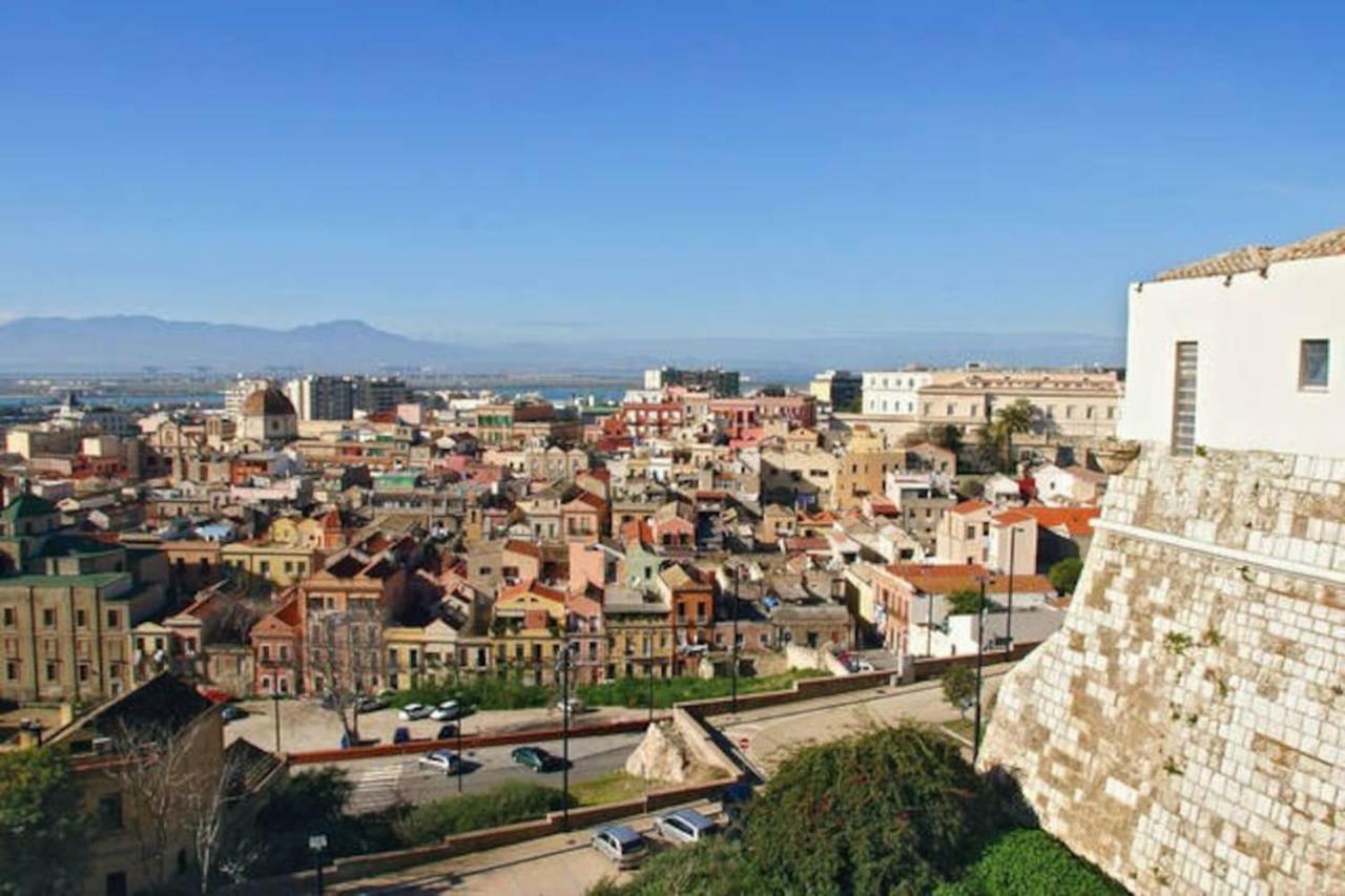 Kairos Disigiu - City Centre Cagliari Esterno foto